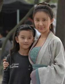 表妹吃瓜,一场甜蜜的吃瓜盛宴