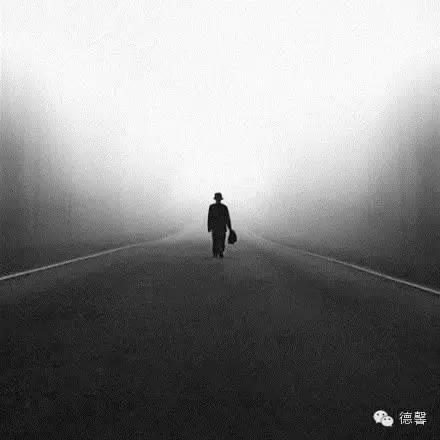 人生低谷时吃瓜,在人生低谷中寻找慰藉与乐趣